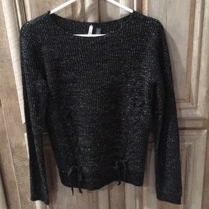New With Tags Black and Gold Size Large Sweater